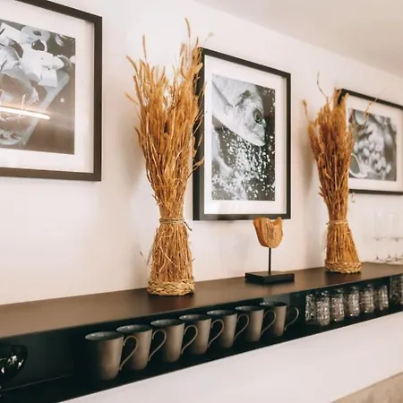 Beautiful Casa Vitale With Pool In Tinjan Βίλα Jakici