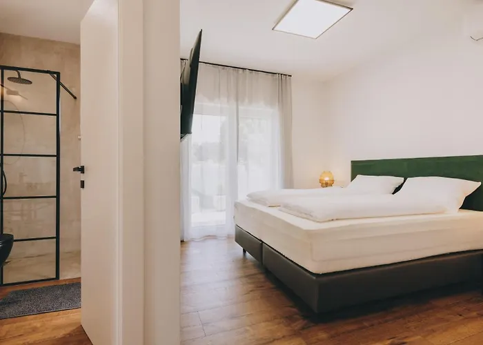 Beautiful Casa Vitale With Pool In Tinjan *