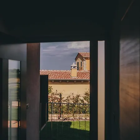 Beautiful Casa Vitale With Pool In Tinjan * Jakici