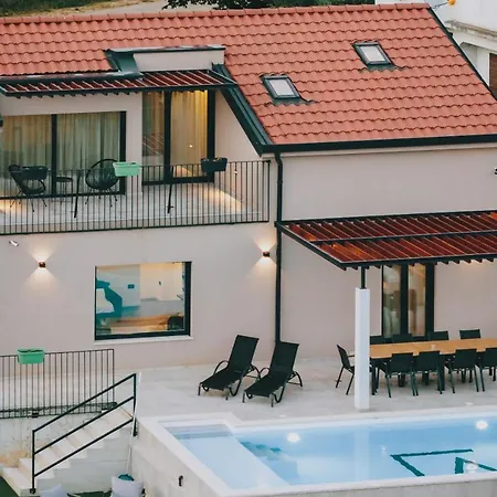 别墅 Beautiful Casa Vitale With Pool In Tinjan